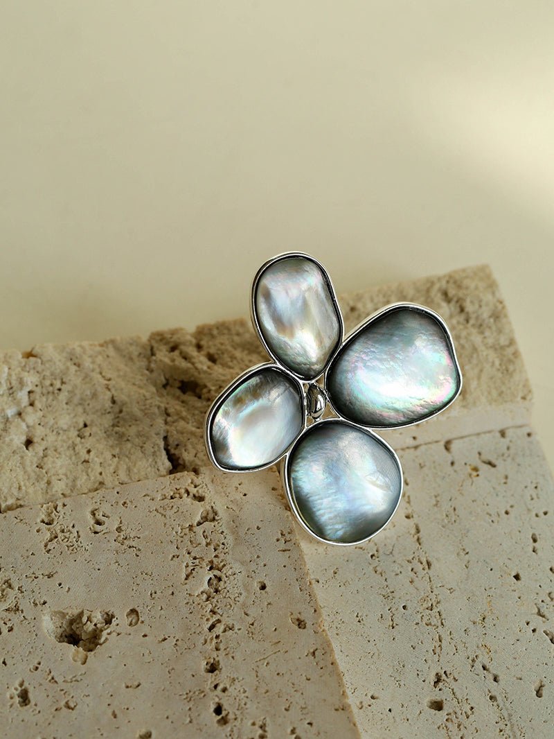 Exquisite Natural Black Mother - of - Pearl Lilac Flower Brooch - floysun