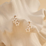 Falling Petals Series Narcissus Pearl Stud Earrings - floysun