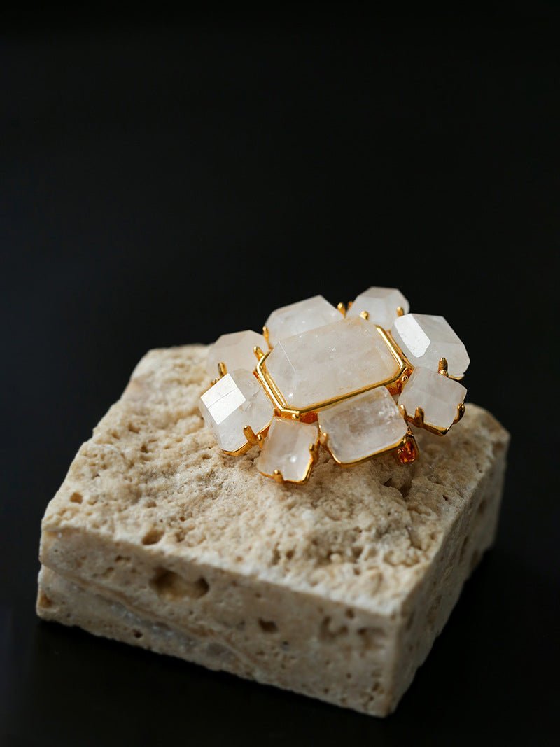 Fashion Rock Sugar White Crystal Brooch - floysun