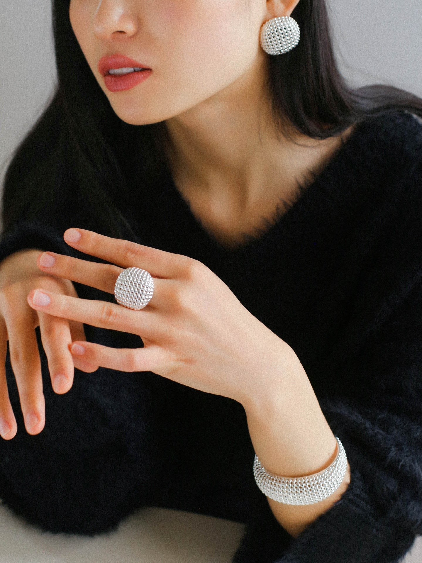 Fashionable Hollow Half Sphere Bangle - floysun