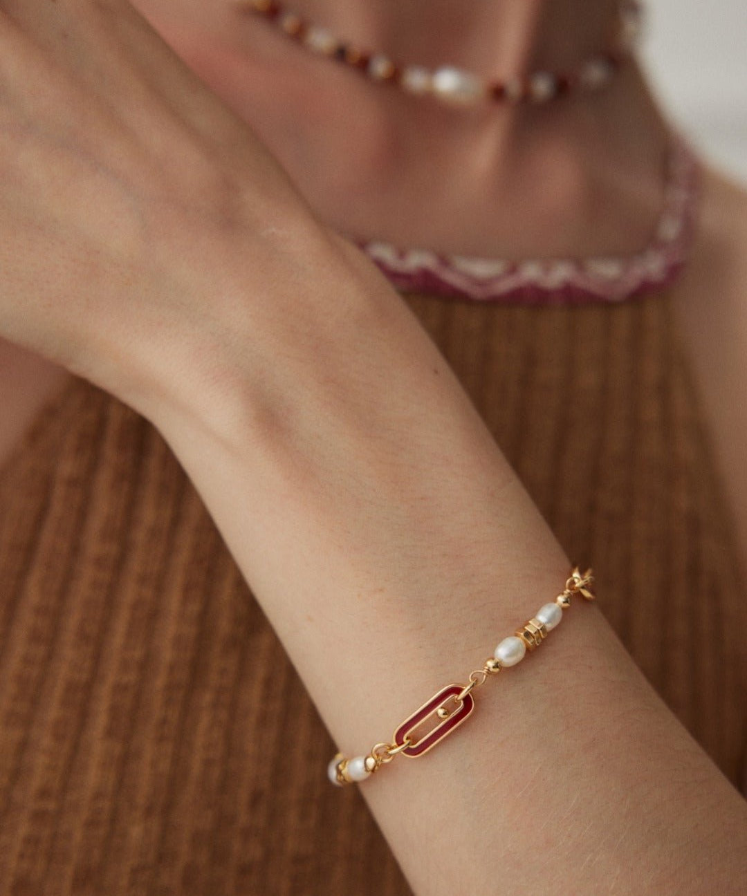 French Romantic Pearl Inlaid Red Drop Glaze Bracelets - floysun