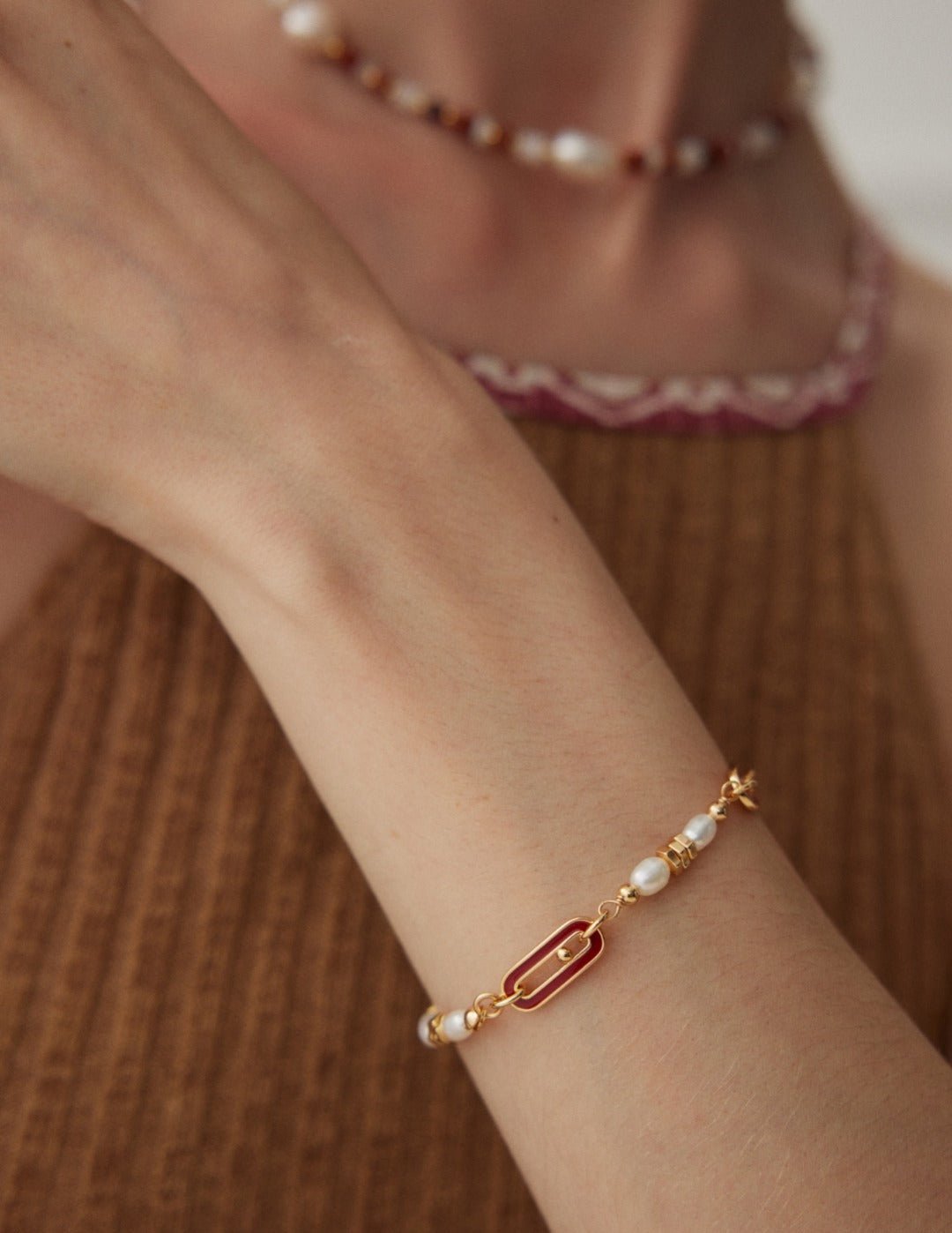 French Romantic Pearl Inlaid Red Drop Glaze Bracelets - floysun