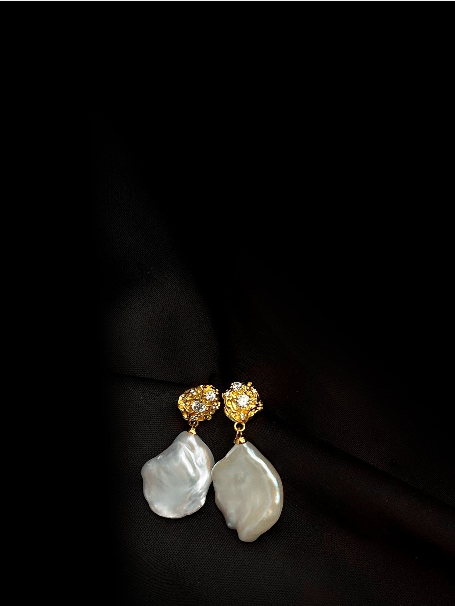 French Style Lava Petal Baroque Pearl Drop Earrings - floysun