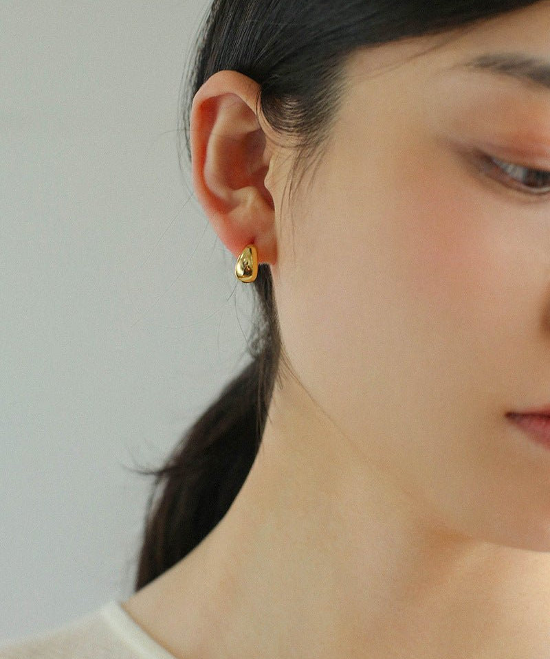 Glossy Water Drop Huggie Earrings - floysun