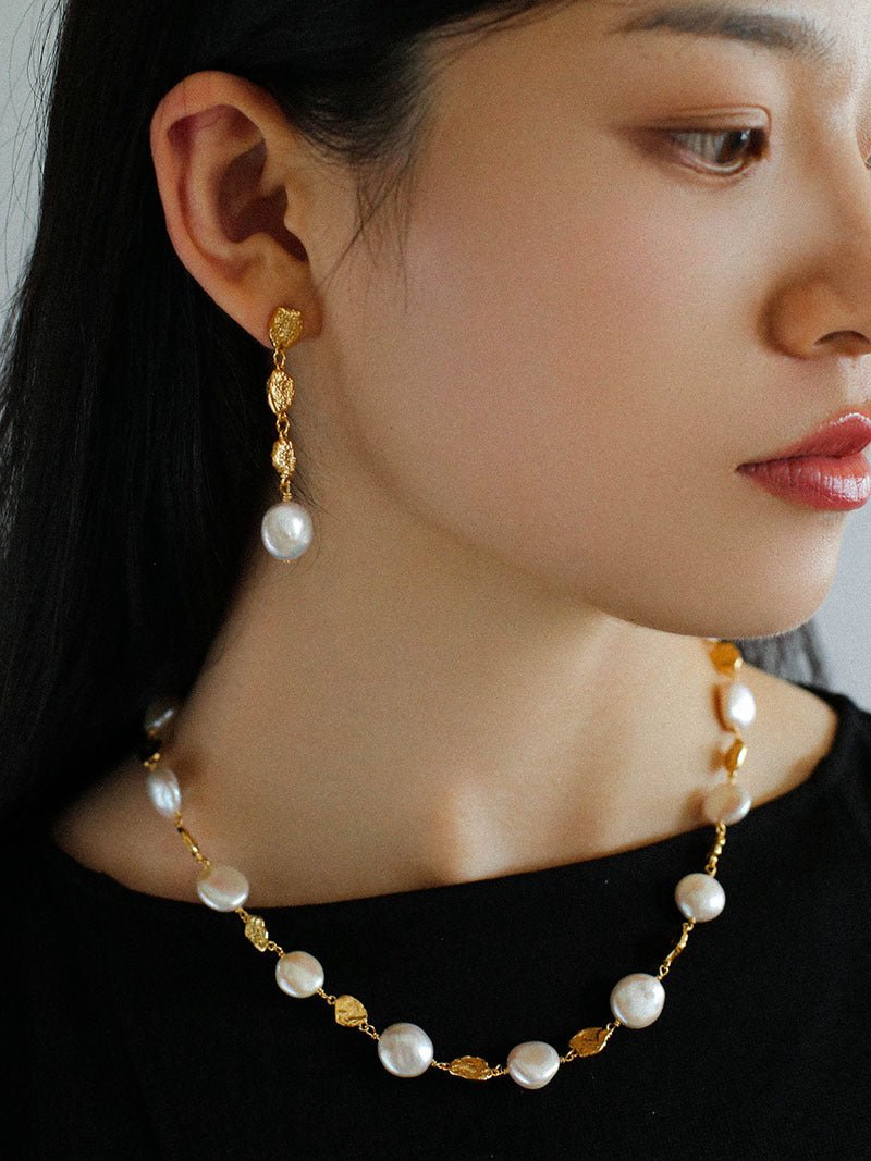 Gold Coin Lava Button Baroque Pearl Necklace - floysun