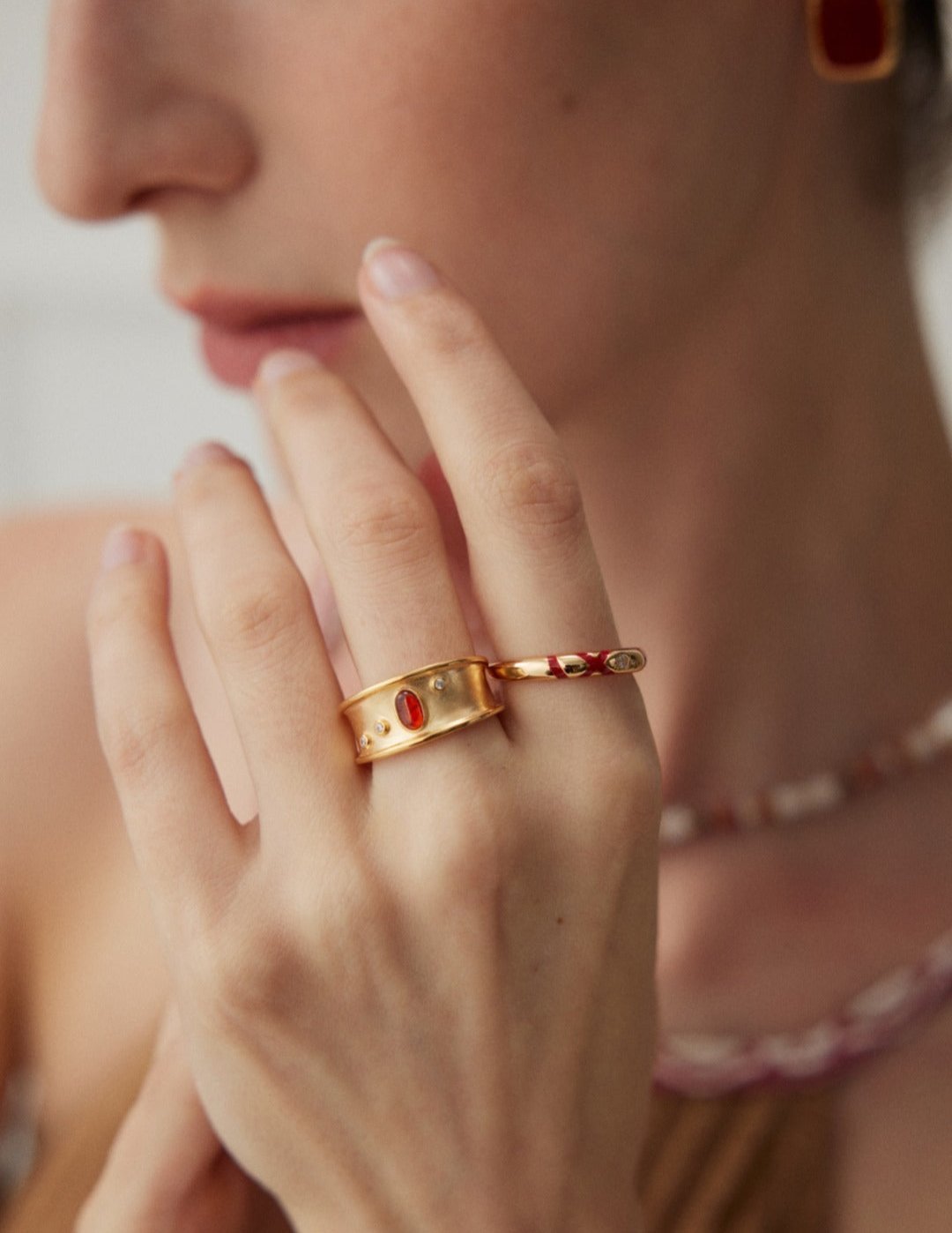 Gold Simple Intertwined Red Line Zircon Rings - floysun