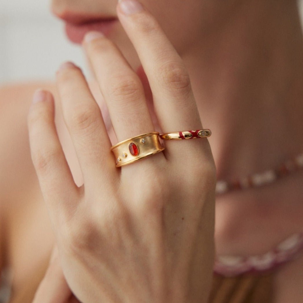 Gold Simple Intertwined Red Line Zircon Rings - floysun