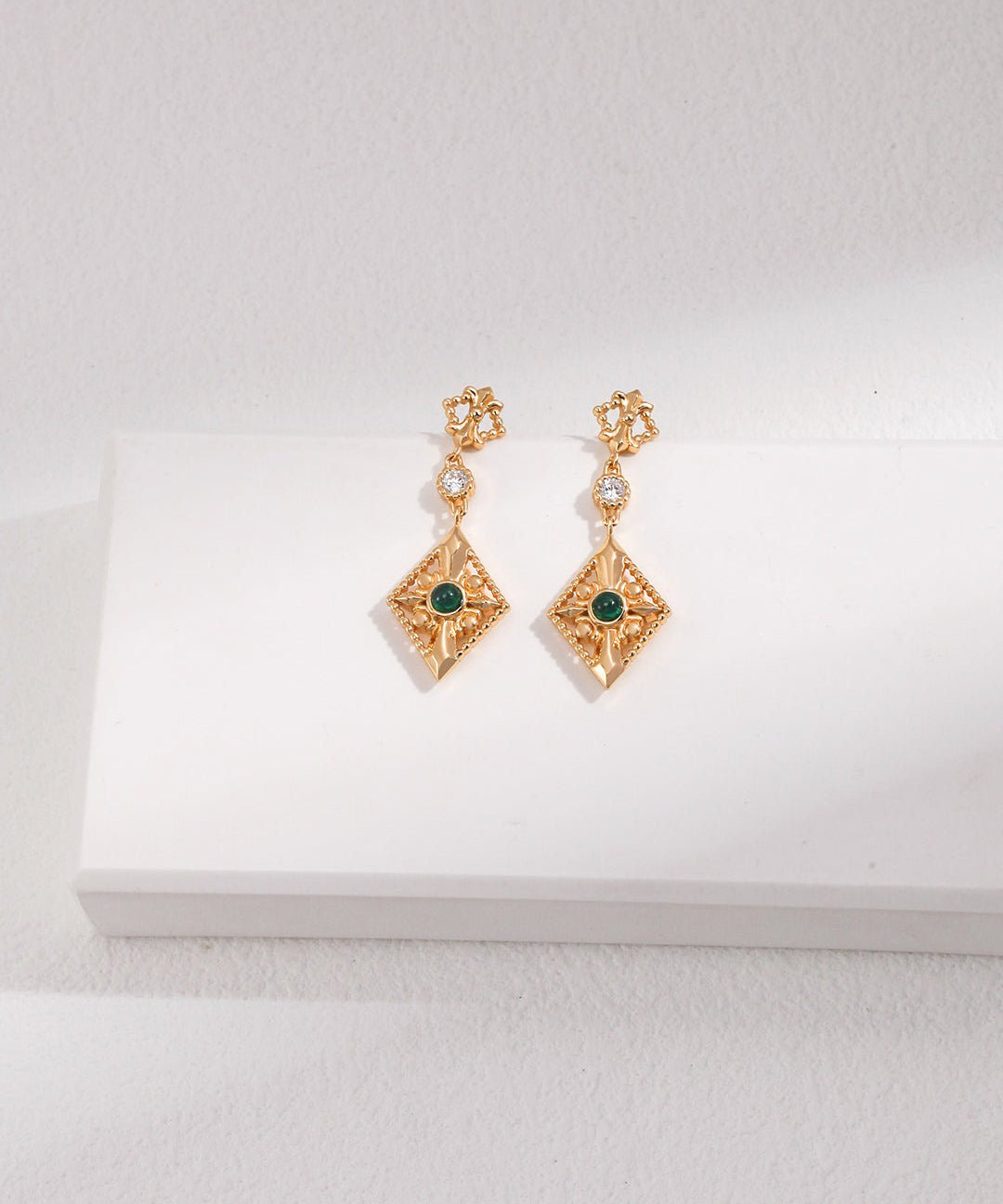 Green Zircon Rhombus Earrings - floysun