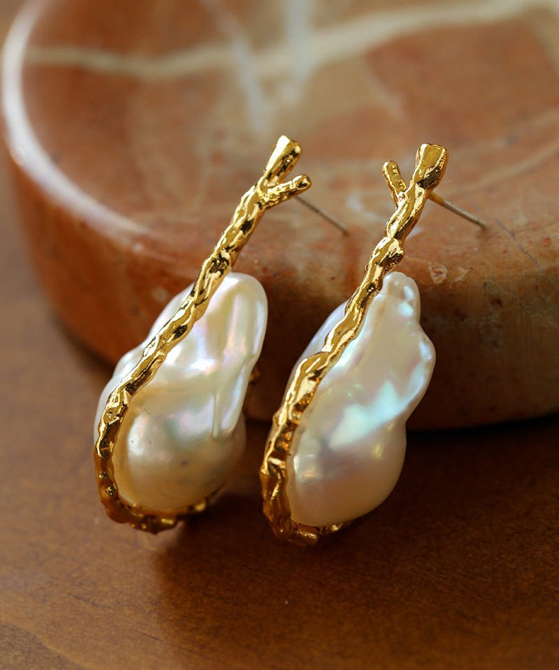 Hooked Branch Baroque Pearl Stud Earrings - floysun