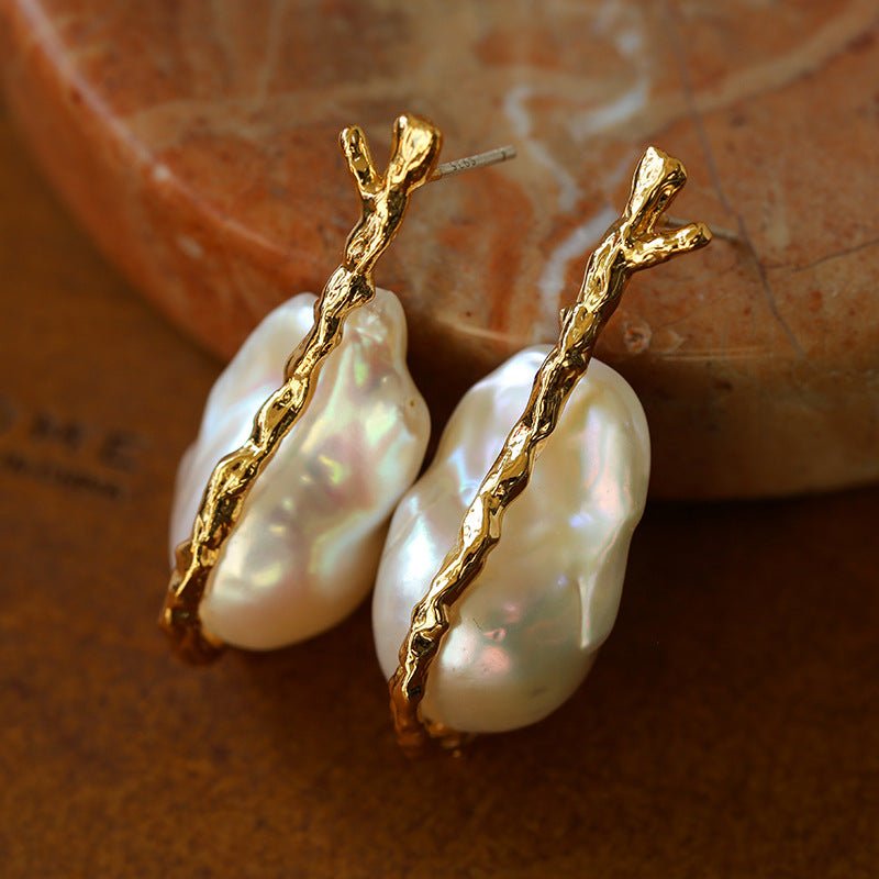 Hooked Branch Baroque Pearl Stud Earrings - floysun