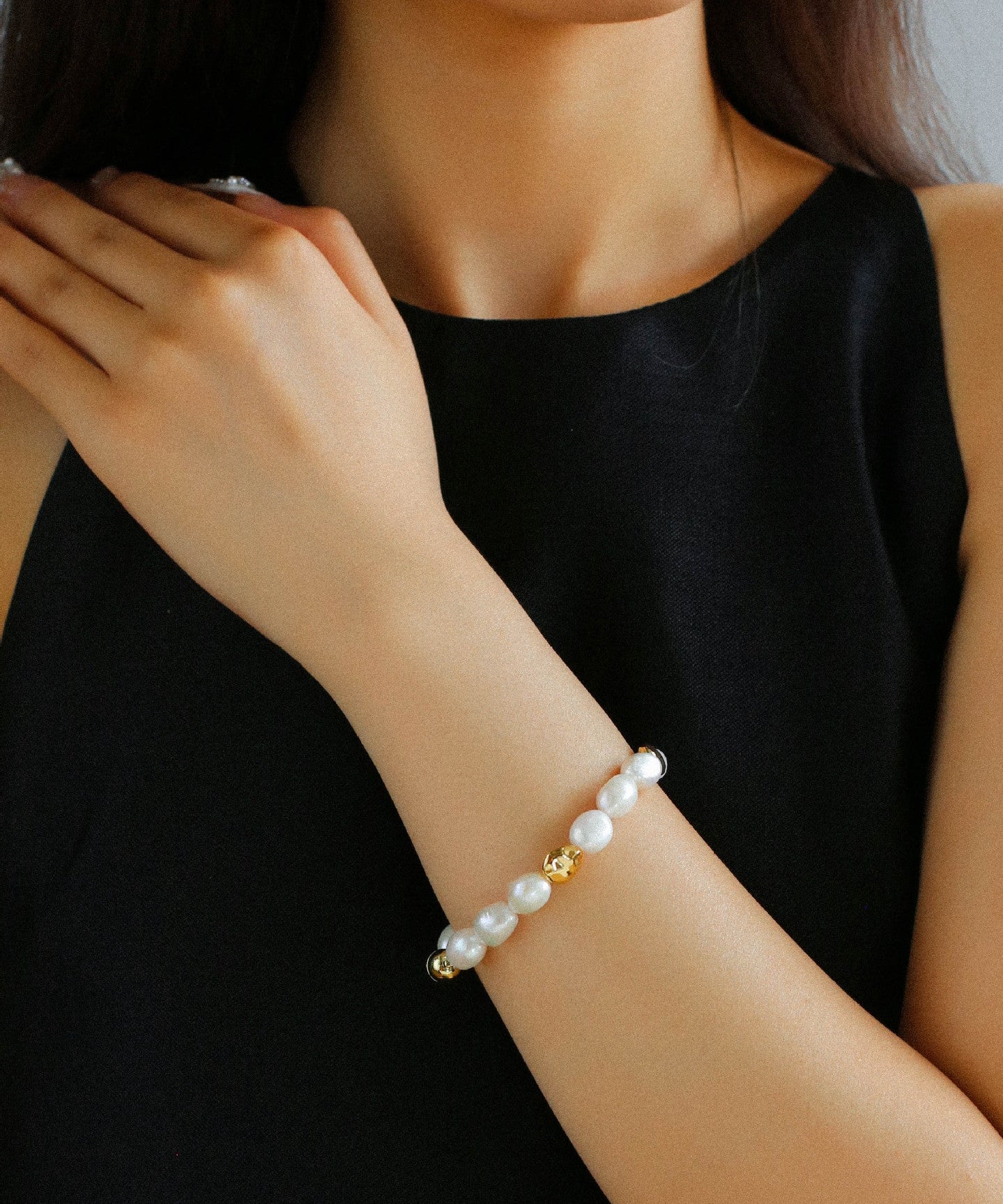 Irregular Metal and Pearl Magnetic Clasp Beaded Bracelet - floysun