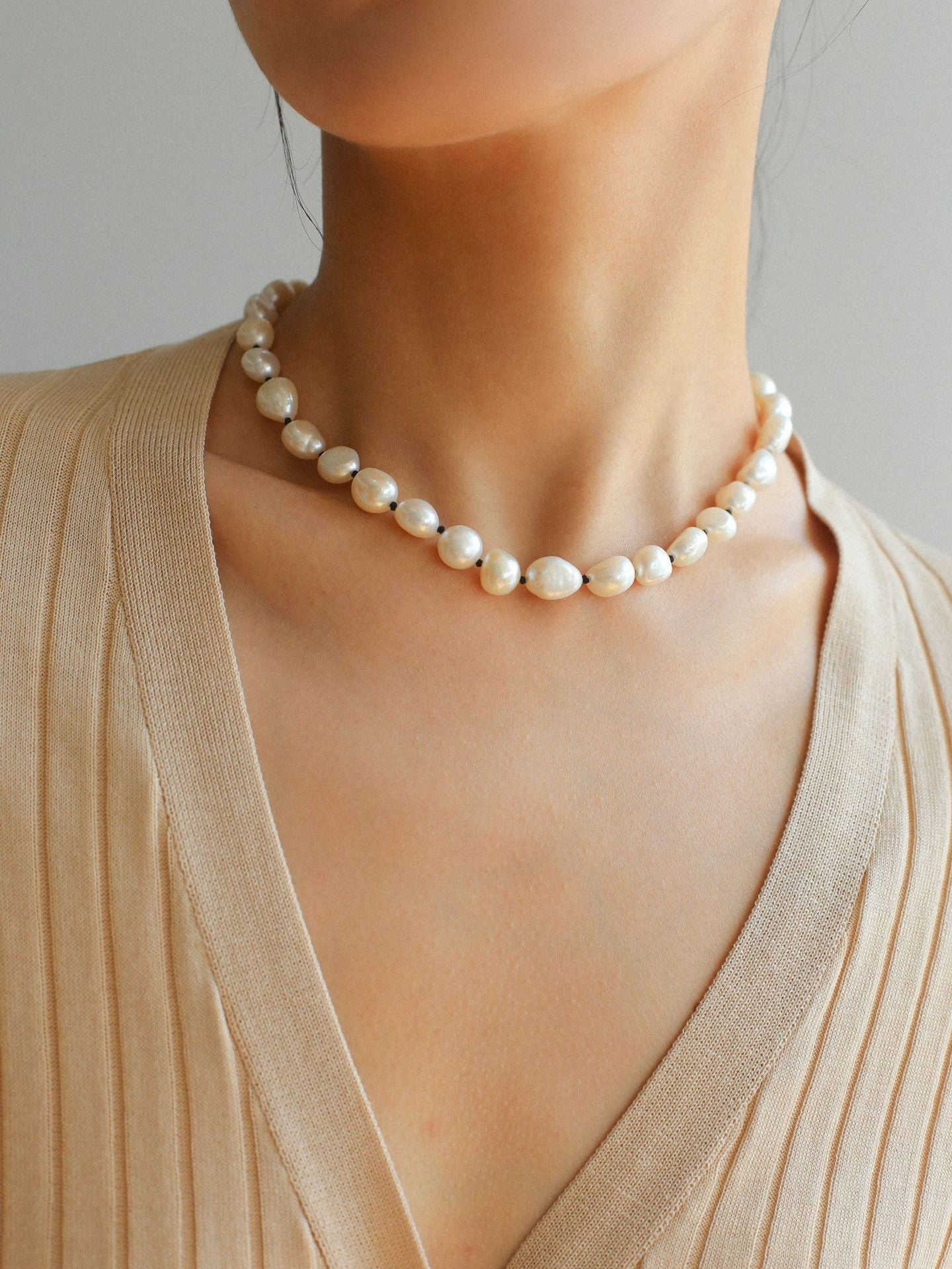 Knot Clasp Pearl Short Necklace - floysun