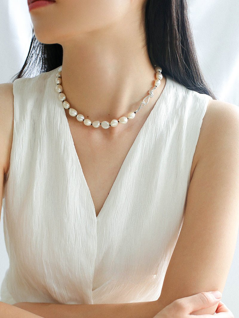 Knot Clasp Pearl Short Necklace - floysun