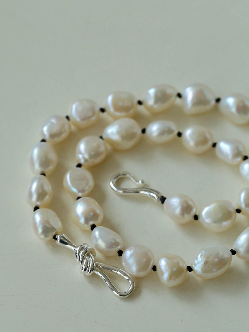 Knot Clasp Pearl Short Necklace - floysun