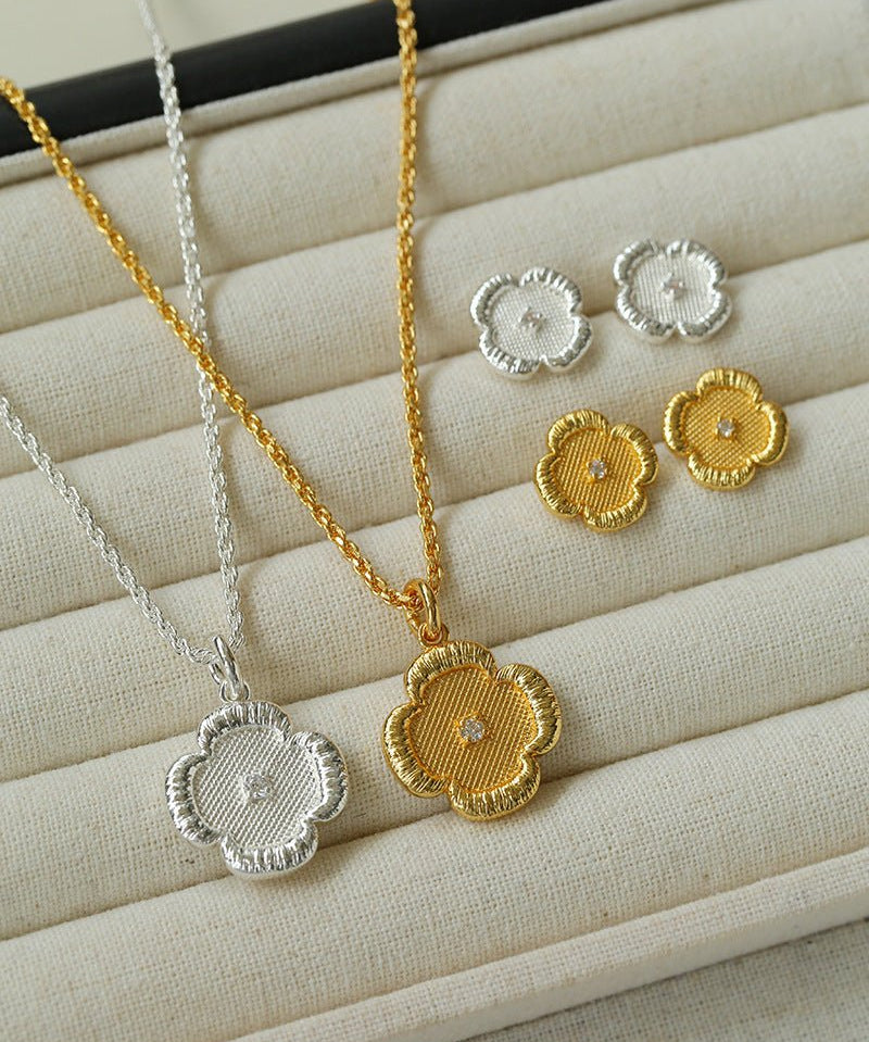 Lace Embroidered Flower Necklace - floysun