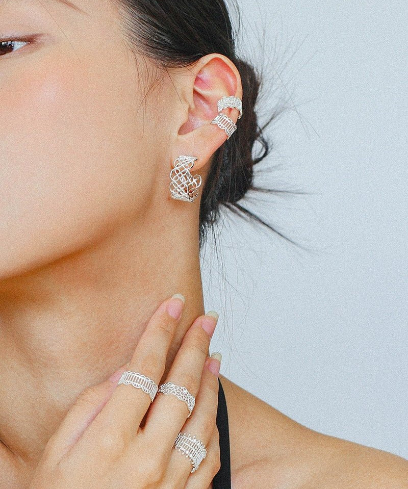 Lace Pattern Diamond Ear Cuff - floysun