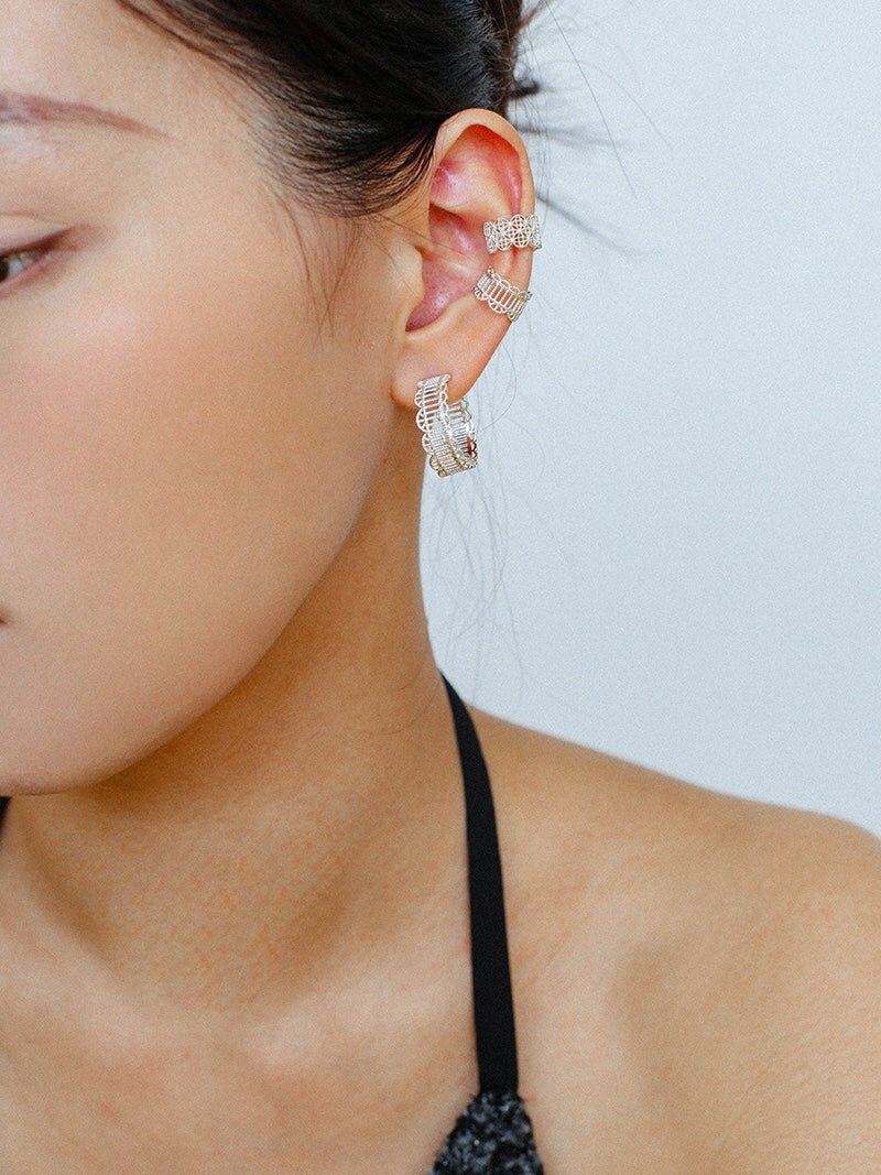 Lace Pattern Diamond Ear Cuff - floysun