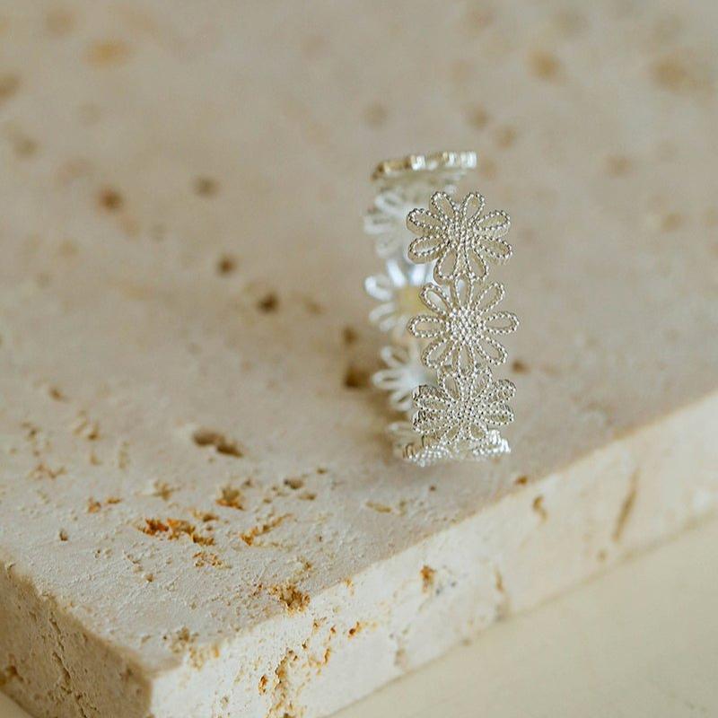 Lace Pattern Diamond Open Ring - floysun