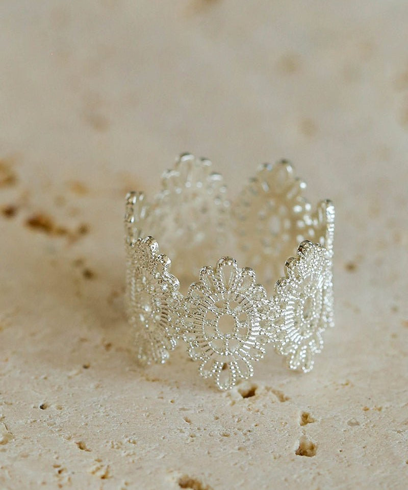 Lace Pattern Diamond Open Ring - floysun