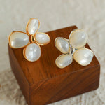 Lilac Blossom White & Gray Mother - of - Pearl Elegant Ring - floysun