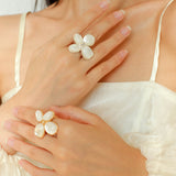 Lilac Blossom White & Gray Mother - of - Pearl Elegant Ring - floysun