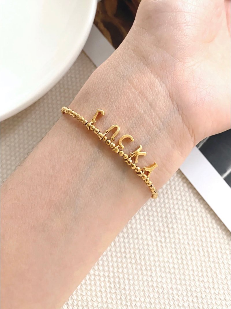 Luxurious Shiny Passepartout Lucky Letter Bracelet - floysun