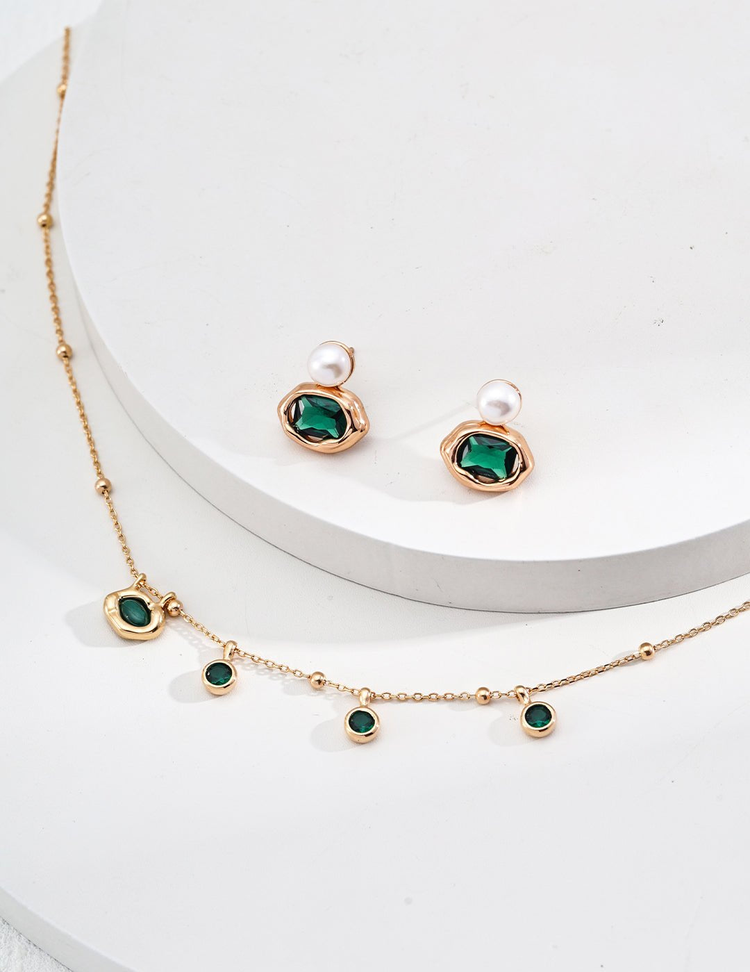 Malachite Radiance Zircon Chain Necklace - floysun