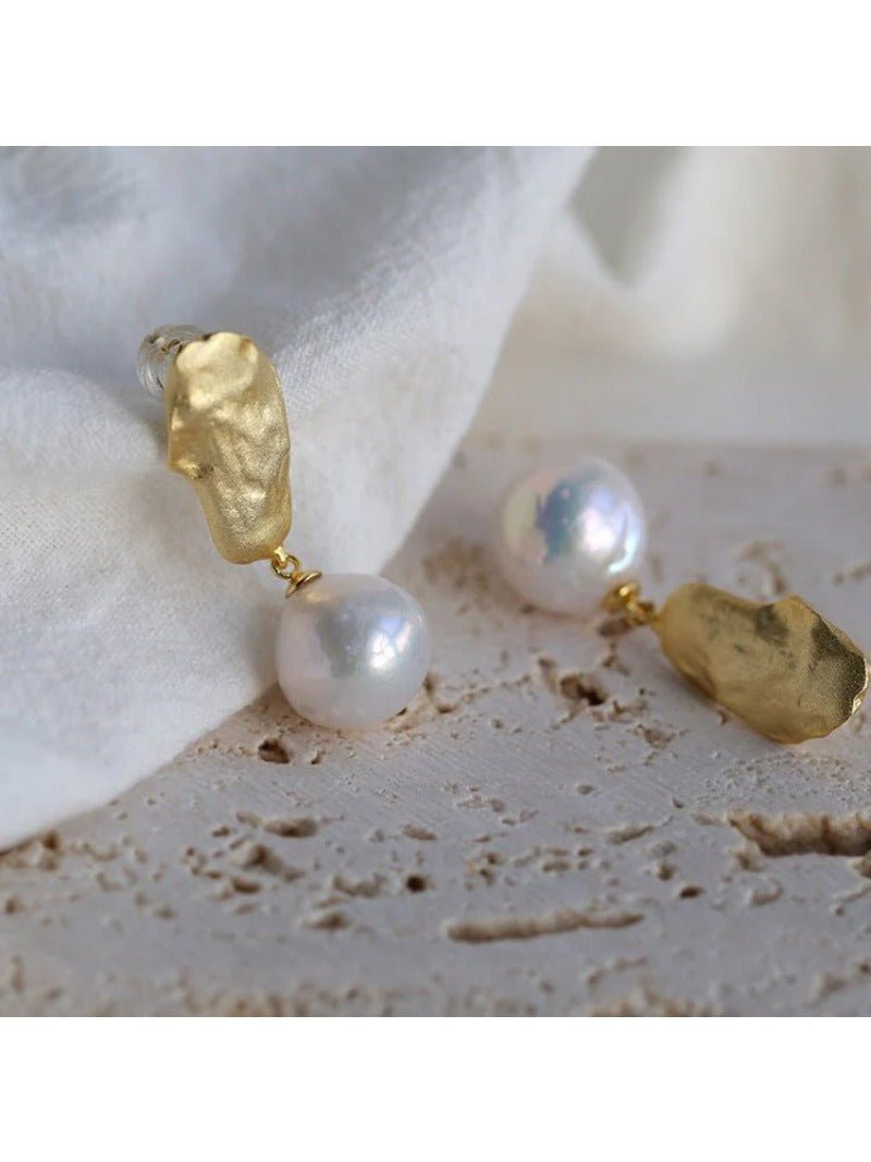 Matte Gold Gilded Baroque Pearl Relief Earrings - floysun