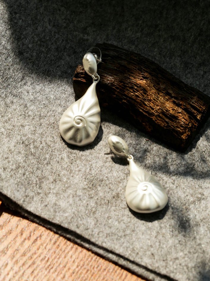 Matte Silver Conch Statement Drop Earrings - floysun