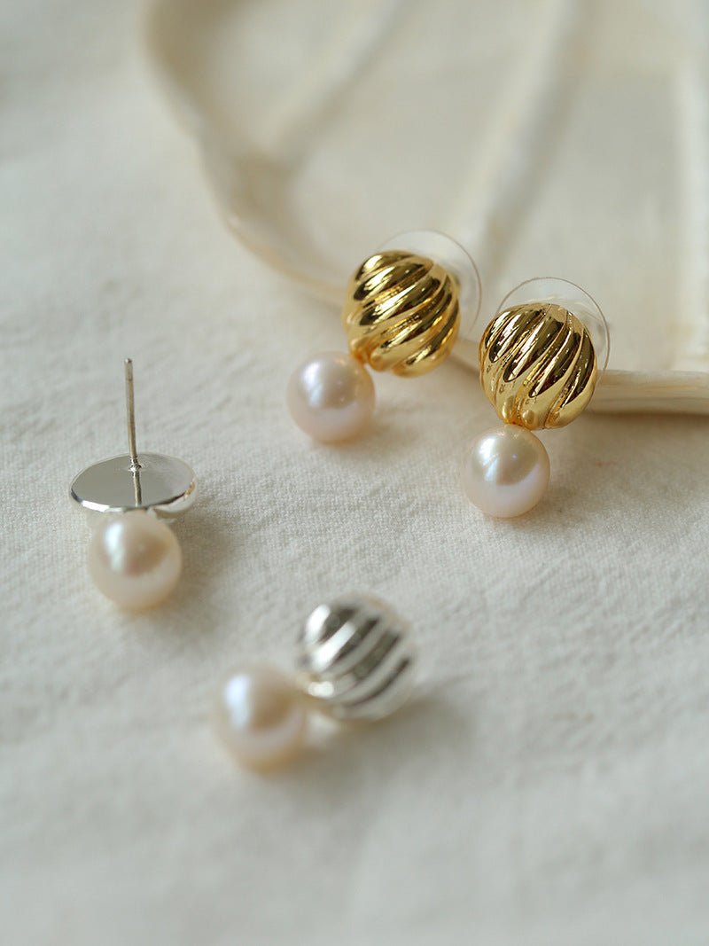 Metal Shell Pearl Drop Earrings - floysun