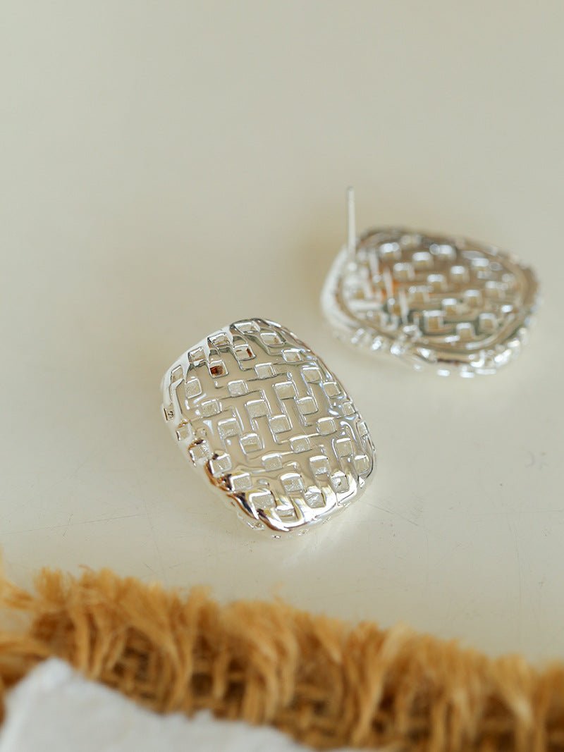 Metal Style Hollow Square Retro Earrings - floysun