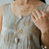 Metal Thick Chain Baroque Pearl Pendant Necklace - floysun