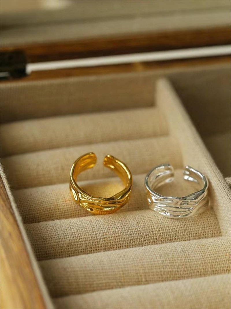 Minimalist Irregular Pleats Wide Version Open Ring - floysun