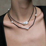 Minimalist Modern Baroque Pearl Black Onyx Beaded Necklace - floysun