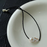 Minimalist Modern Baroque Pearl Black Onyx Beaded Necklace - floysun