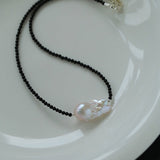 Minimalist Modern Baroque Pearl Black Onyx Beaded Necklace - floysun