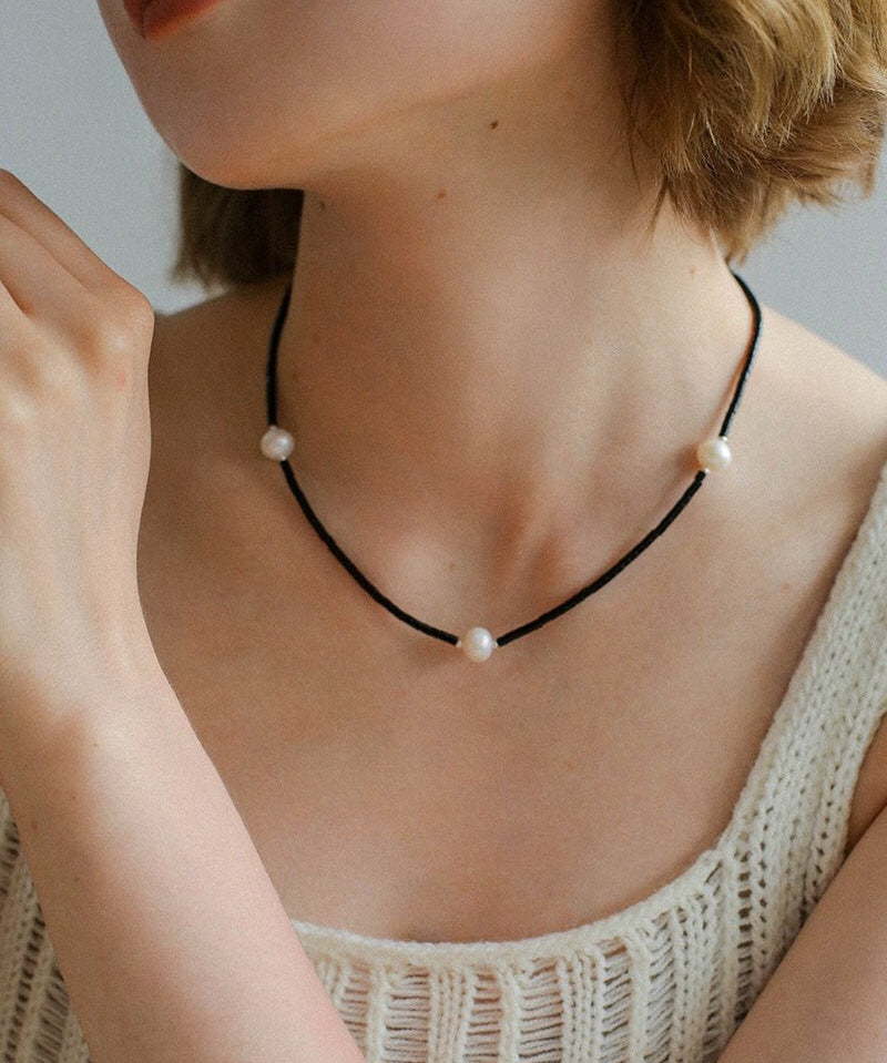 Minimalist Modern Pearl and Black Onyx Beaded Necklace - floysun