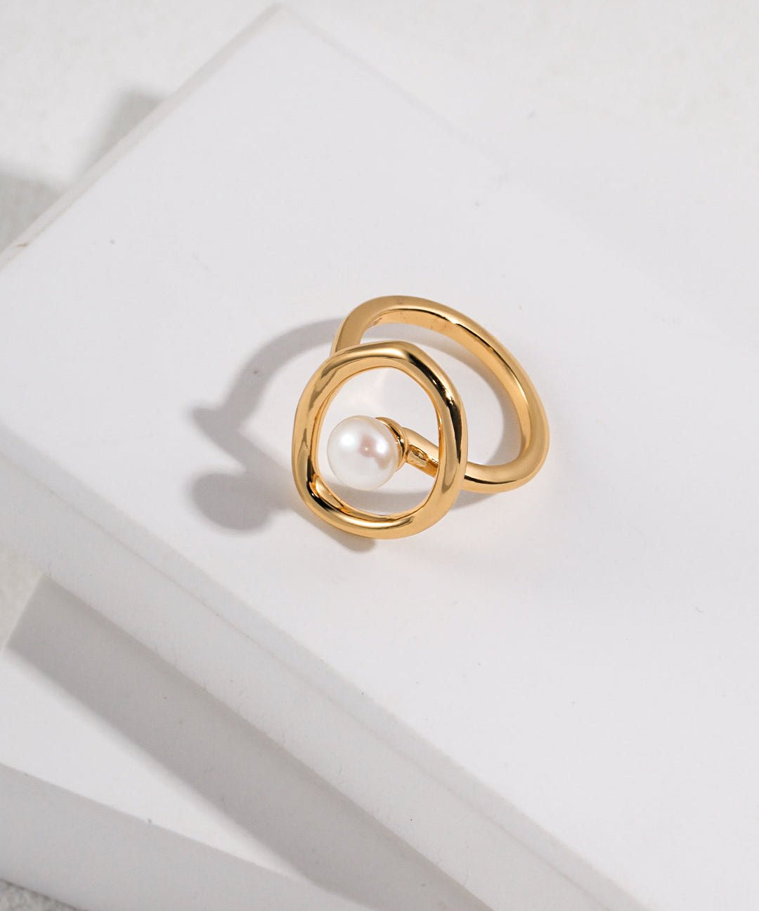 Minimalist Round Sterling Silver Pearl Ring - floysun