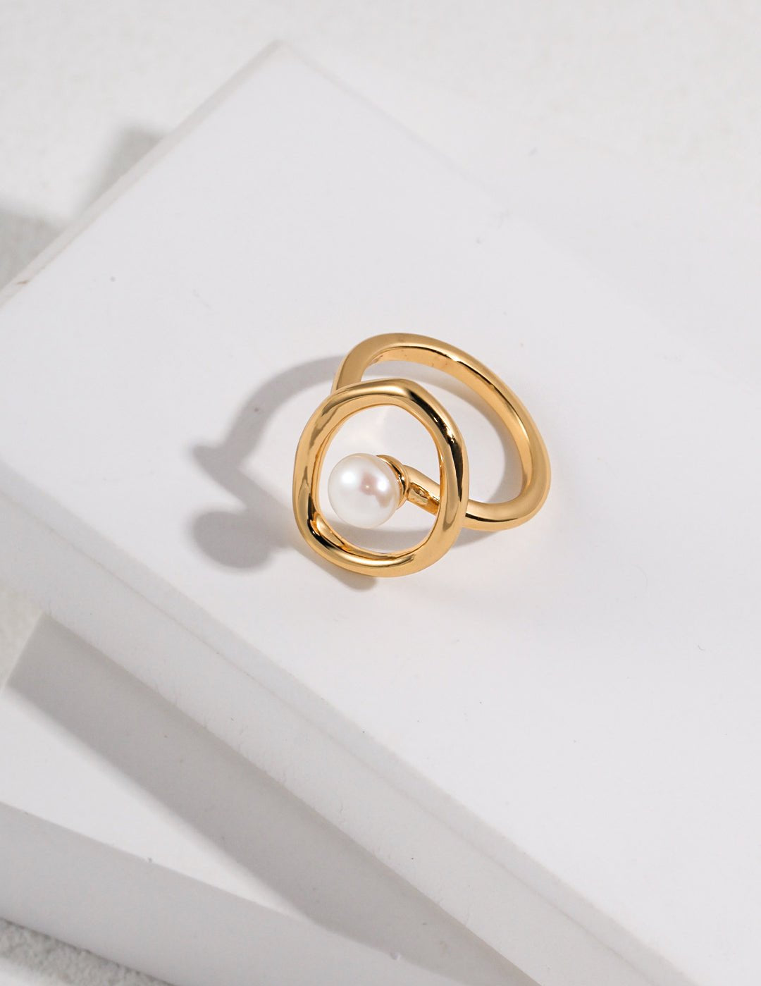 Minimalist Round Sterling Silver Pearl Ring - floysun