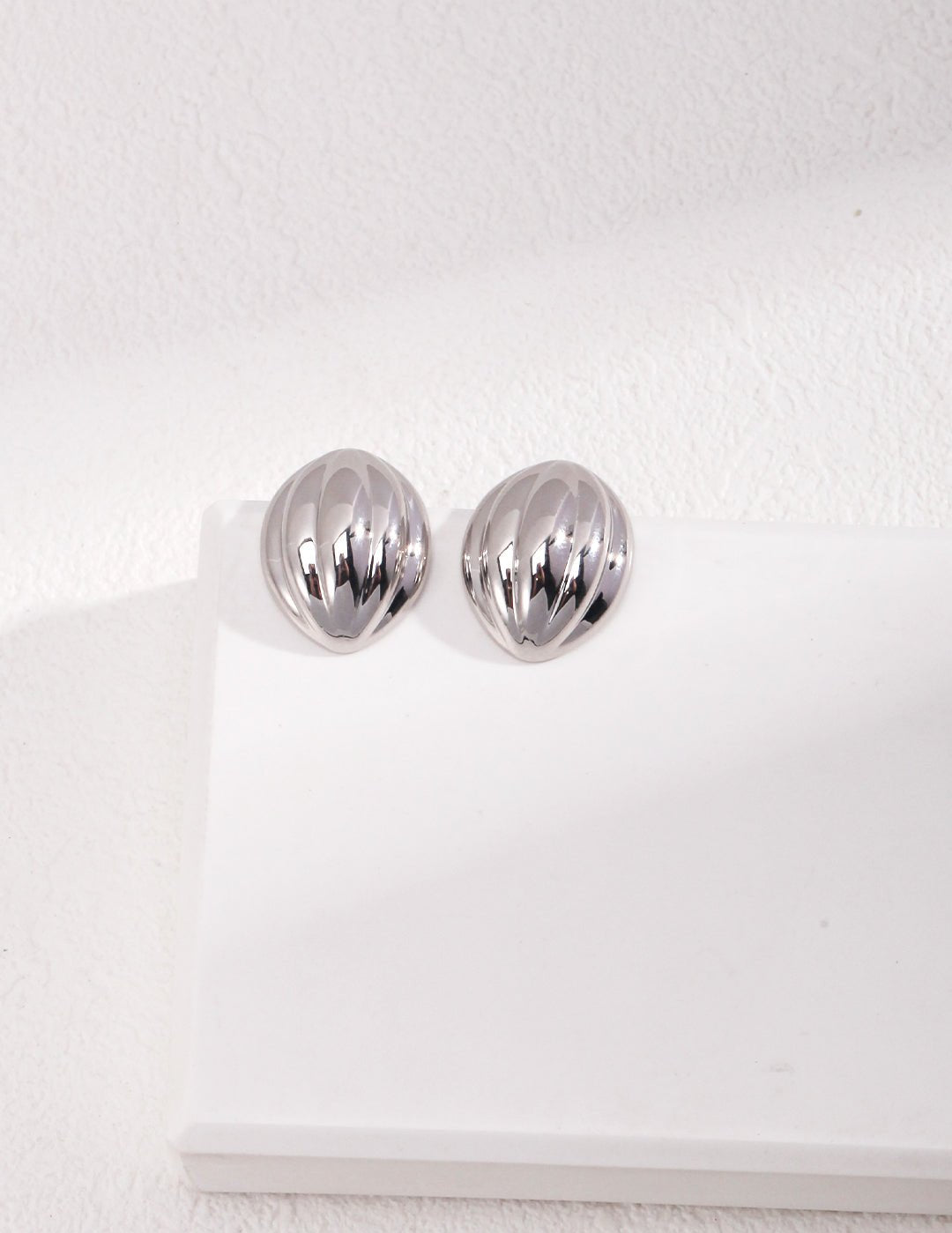 Minimalist Striped Oval Earrings - floysun