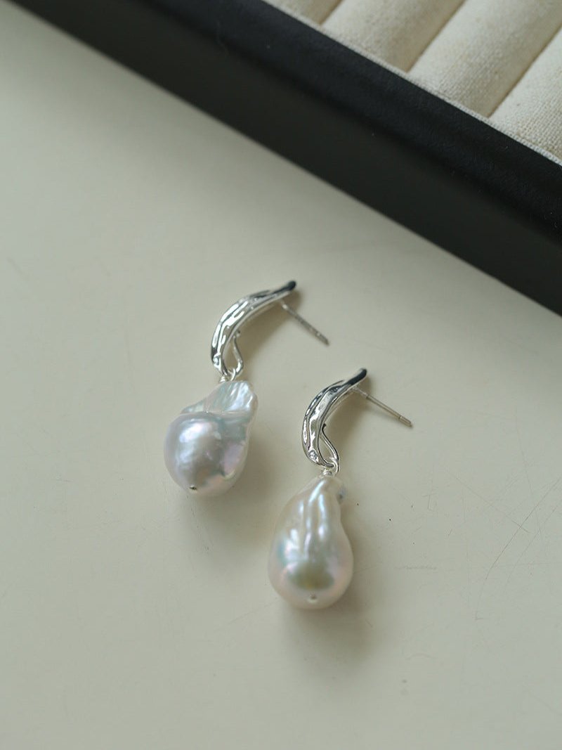 Minimalist Willow Leaf Baroque Pearl Pendant Earrings - floysun