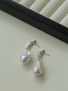 Minimalist Willow Leaf Baroque Pearl Pendant Earrings - floysun