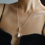 Minimalist Willow Leaf Baroque Pearl Pendant Necklace - floysun