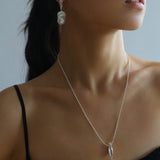 Minimalist Willow Leaf Baroque Pearl Pendant Necklace - floysun