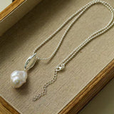 Minimalist Willow Leaf Baroque Pearl Pendant Necklace - floysun