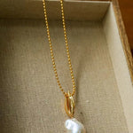 Minimalist Willow Leaf Baroque Pearl Pendant Necklace - floysun