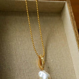 Minimalist Willow Leaf Baroque Pearl Pendant Necklace - floysun