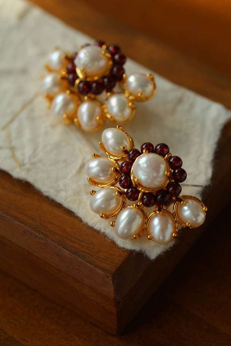 Natural Baroque Pearl Red Garnet Retro Earrings - floysun