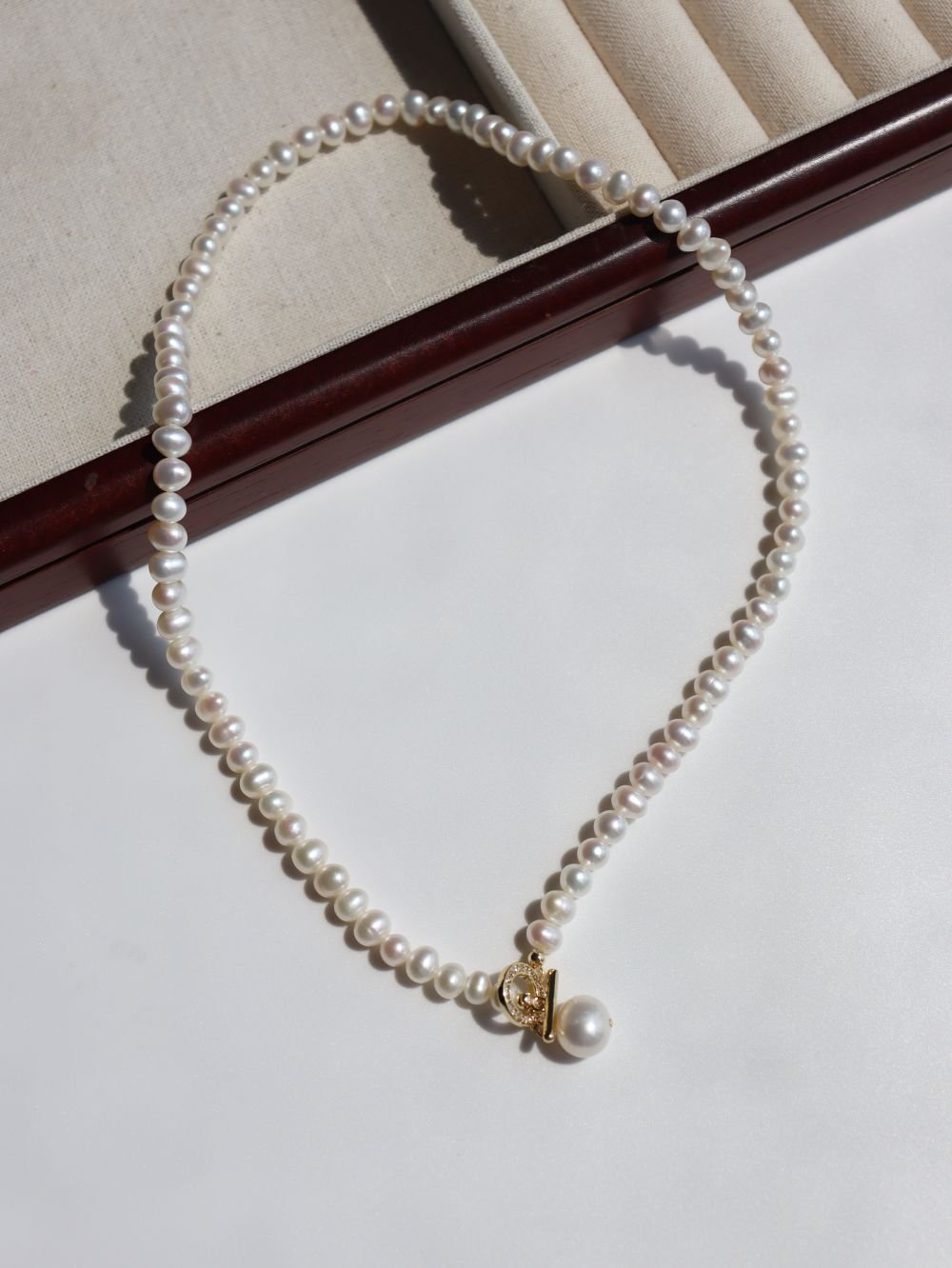 Natural Freshwater Pearl Zircon OT Buckle Necklace - floysun