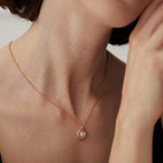 Natural Pearls Inlaid Gold Edge Necklaces - floysun